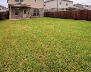2421 Castlebar Drive - Photo Thumbnail 21