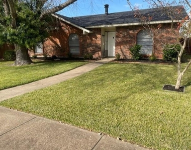 4921 Ashlock Drive - Photo Thumbnail 1