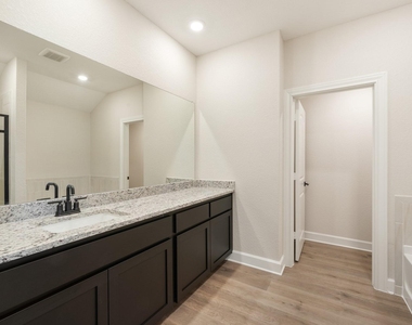 803 Princeton Heights Boulevard - Photo Thumbnail 4