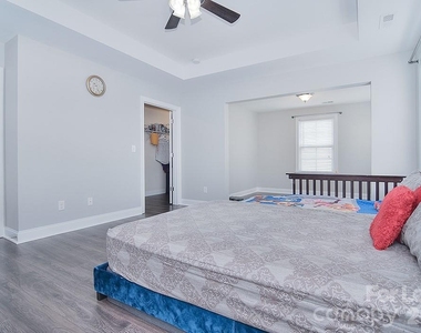 1445 Overlea Place Nw - Photo Thumbnail 24