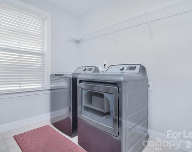 1445 Overlea Place Nw - Photo Thumbnail 20