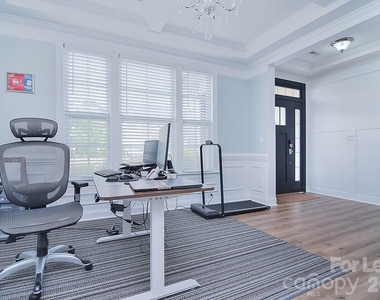 1445 Overlea Place Nw - Photo Thumbnail 12