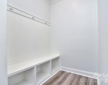 1445 Overlea Place Nw - Photo Thumbnail 13