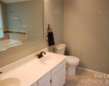 3229 Silver Pond Court - Photo Thumbnail 10