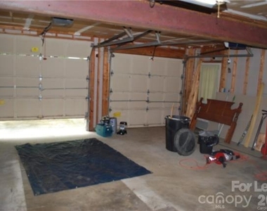 3229 Silver Pond Court - Photo Thumbnail 7