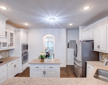 13940 Steadman Drive - Photo Thumbnail 13