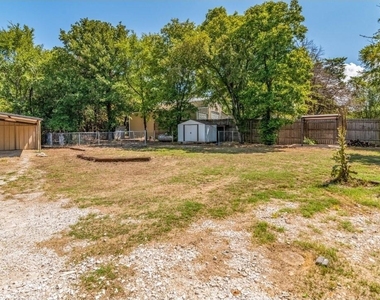 306 Homesite Road - Photo Thumbnail 11