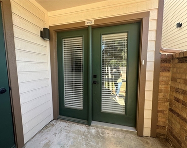 2305 Basil Drive - Photo Thumbnail 12