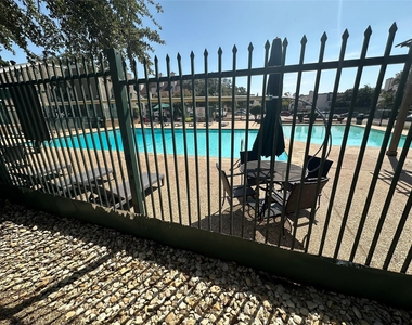 2305 Basil Drive - Photo Thumbnail 11