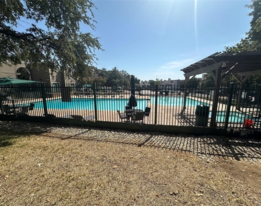 2305 Basil Drive - Photo Thumbnail 2