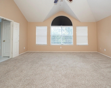 1427 Autumnmist Drive - Photo Thumbnail 24