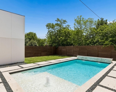 1626 Canada Drive - Photo Thumbnail 31