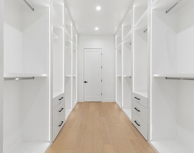 1626 Canada Drive - Photo Thumbnail 15