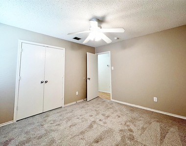 16556 Jasmine Springs Drive - Photo Thumbnail 9