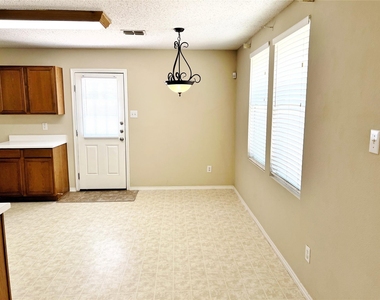 16556 Jasmine Springs Drive - Photo Thumbnail 3