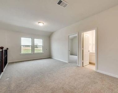 3908 Burks Court - Photo Thumbnail 18