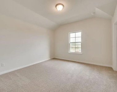 3908 Burks Court - Photo Thumbnail 19