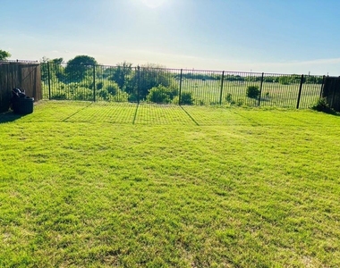 3908 Burks Court - Photo Thumbnail 26