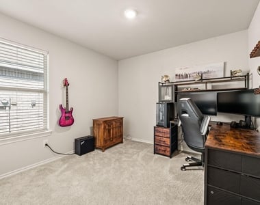 3132 Newfield Court - Photo Thumbnail 17