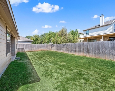 3132 Newfield Court - Photo Thumbnail 25