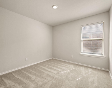 3132 Newfield Court - Photo Thumbnail 18