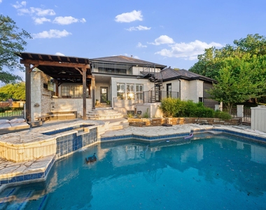 100 Krohn Court - Photo Thumbnail 12