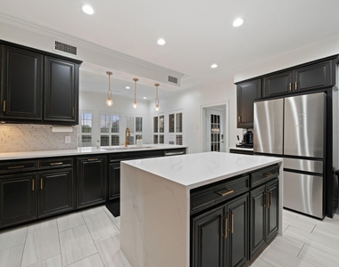 100 Krohn Court - Photo Thumbnail 19