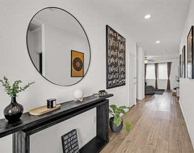 3113 Kaufman Court - Photo Thumbnail 3