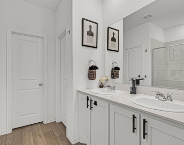 3113 Kaufman Court - Photo Thumbnail 16