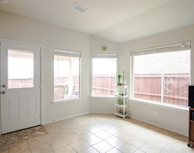 10125 Clemmons Road - Photo Thumbnail 11