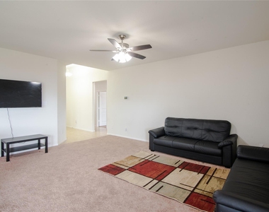 10125 Clemmons Road - Photo Thumbnail 15