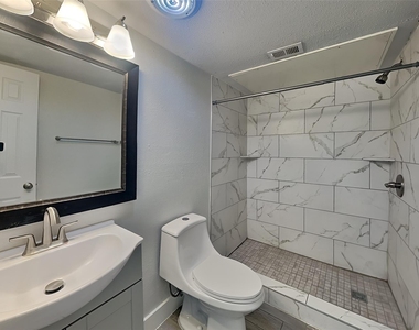 2803 Ursa Circle - Photo Thumbnail 2