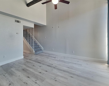 2803 Ursa Circle - Photo Thumbnail 3