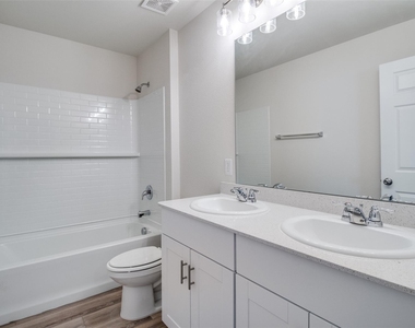 337 Glenwick Lane - Photo Thumbnail 17