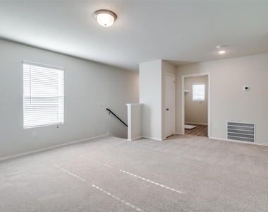 337 Glenwick Lane - Photo Thumbnail 9