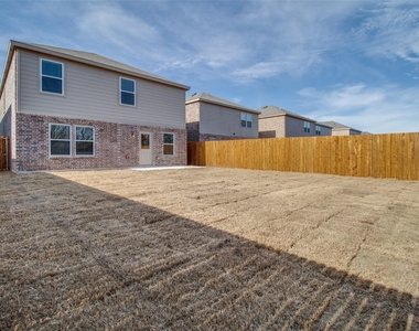 337 Glenwick Lane - Photo Thumbnail 23
