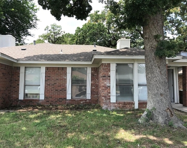 514 Mcqueary Street - Photo Thumbnail 1