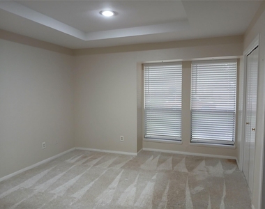 133 Oakbrook - Photo Thumbnail 21