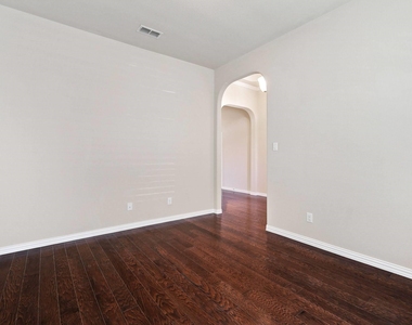 5112 Ambergris Trail - Photo Thumbnail 6