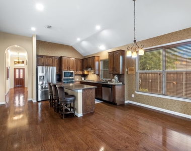 2600 Oakland Hills Drive - Photo Thumbnail 5