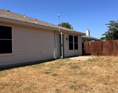 1017 Alexandria Drive - Photo Thumbnail 29