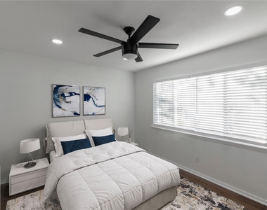 5921 Gaston Avenue - Photo Thumbnail 15