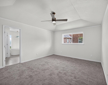 3505 Larkin Lane - Photo Thumbnail 10