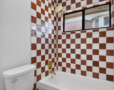 3505 Larkin Lane - Photo Thumbnail 12