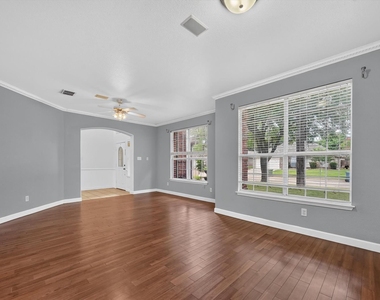 5101 Timberland Parkway - Photo Thumbnail 10