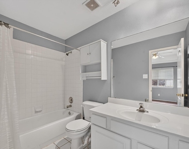 5101 Timberland Parkway - Photo Thumbnail 24