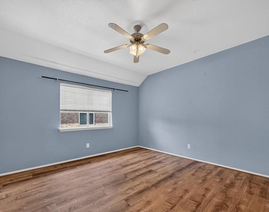 5101 Timberland Parkway - Photo Thumbnail 16
