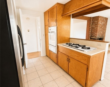 9635 Broadway - Photo Thumbnail 13
