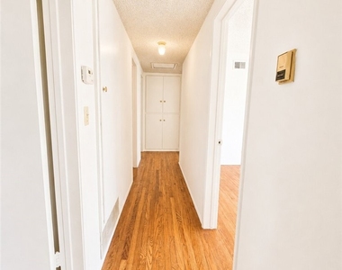 9635 Broadway - Photo Thumbnail 14