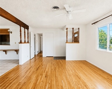 9635 Broadway - Photo Thumbnail 1